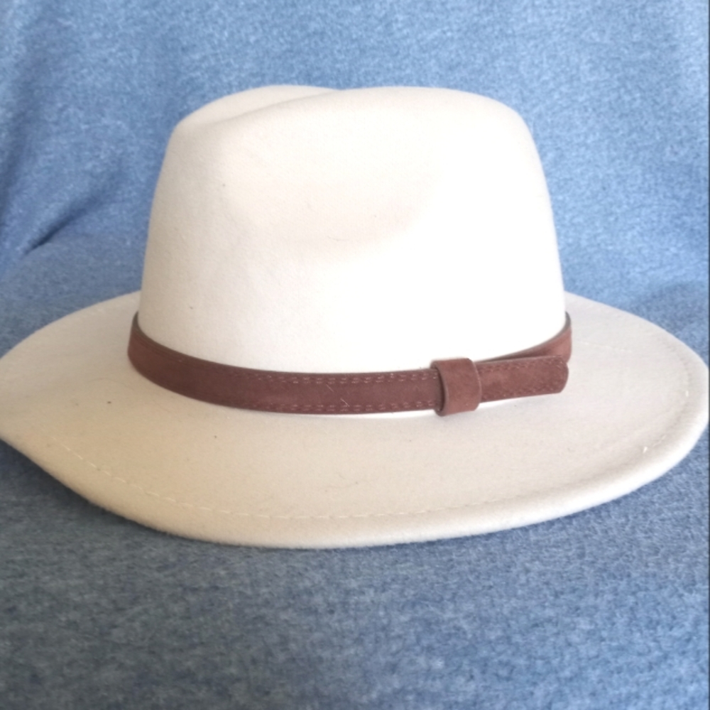 NWOT Cream Wool Panama Fedora Hat Medium Wide Brim Leather Band - Picture 2 of 9